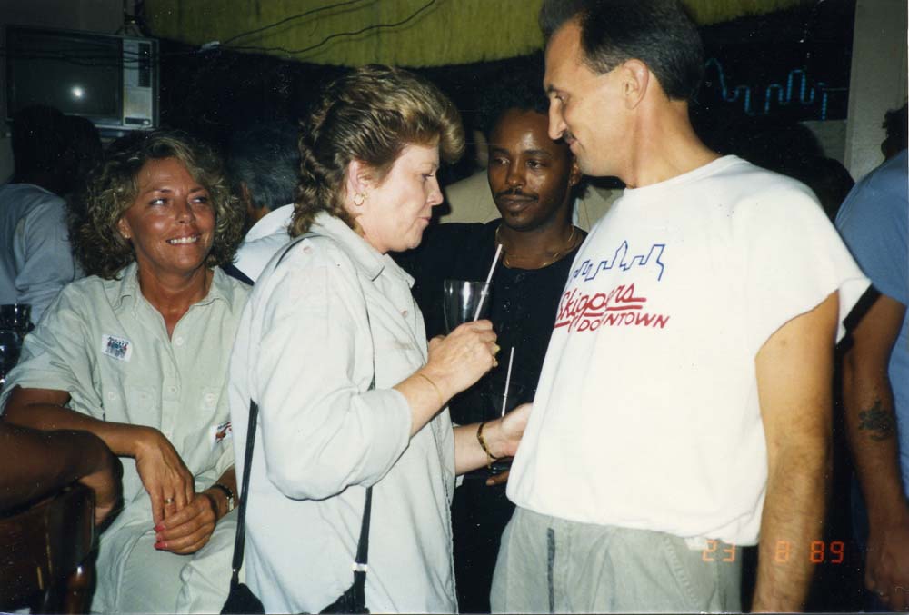 MeTinaMarmeGary 08-23-89