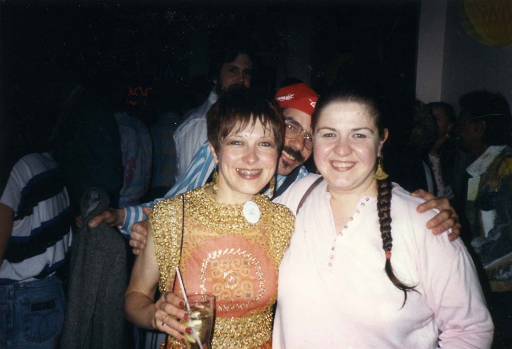 SuzyEileenTopJimmy 06-89