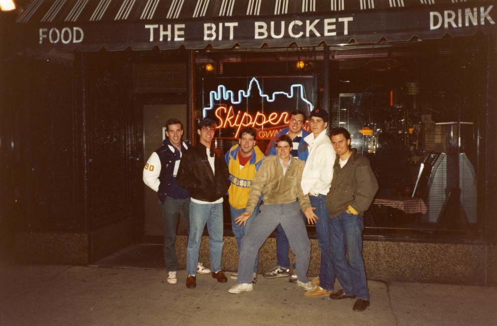 UofW Hockey Team Don Ken 04-89